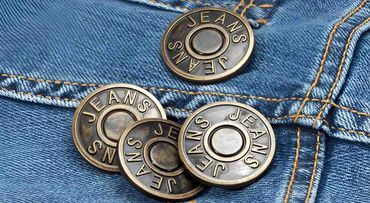 different cloting labels